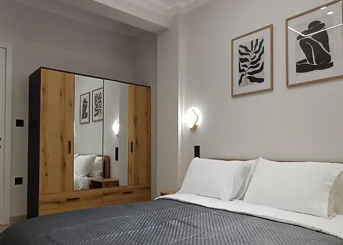 Diamond * 卡斯托里亚