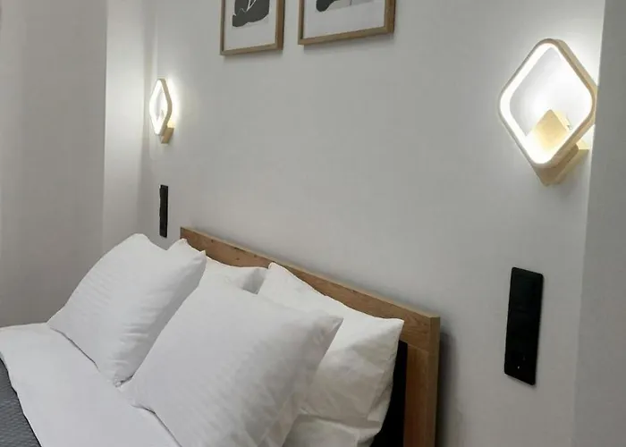 Diamond 公寓 卡斯托里亚